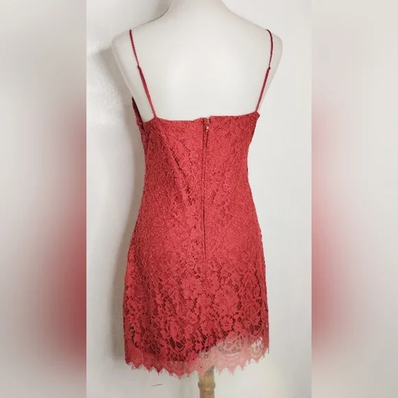 SWEET BRICK LACE DRESS - Picture 4 of 8